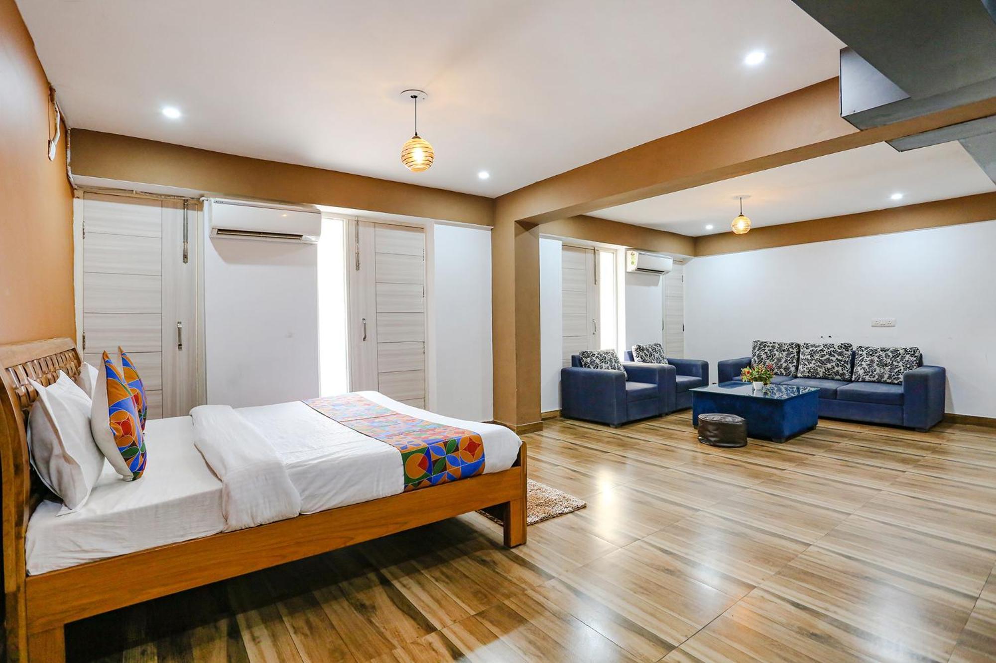 Fabhotel Skylight Inn Near Medanta Hospital Гургаон Екстериор снимка